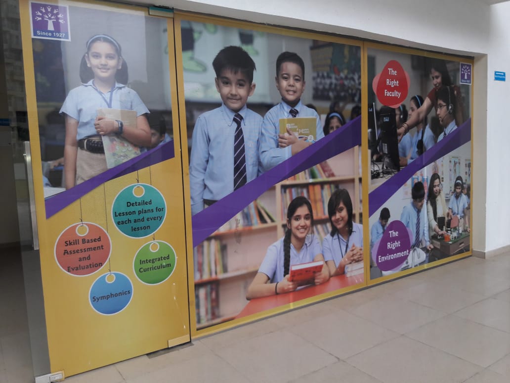 Custom Wallpaper Printing in Nigdi